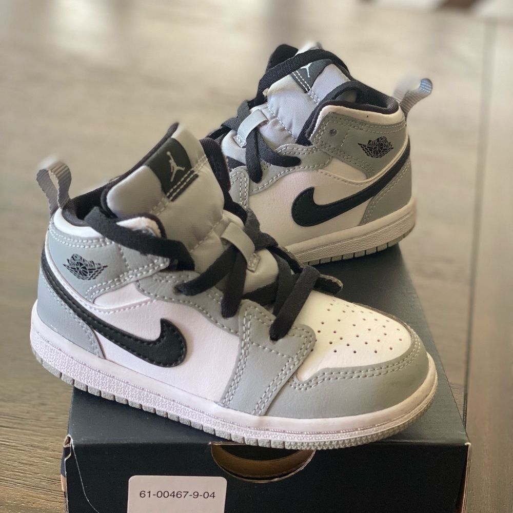 Jordan 1 MID sz 8c